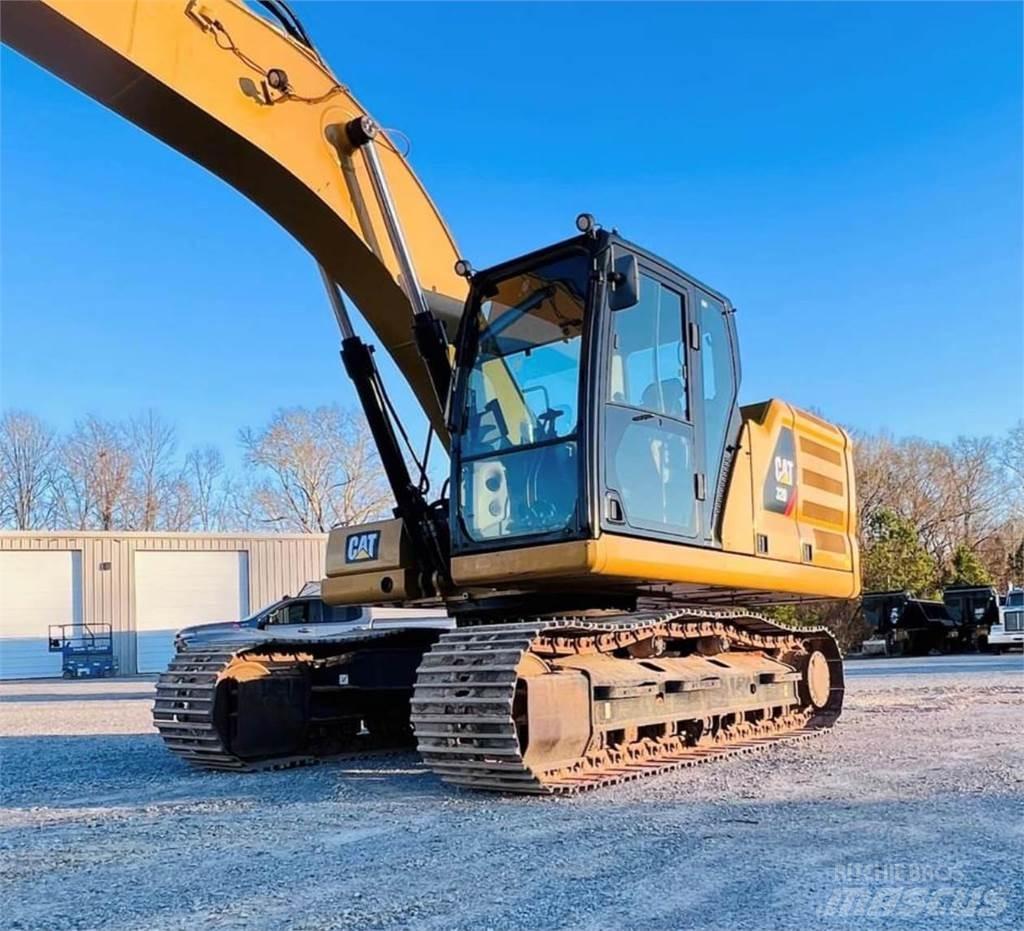 CAT 320 Lánctalpas kotrók