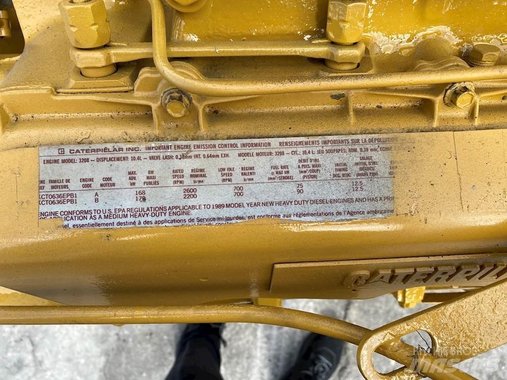 CAT 3208 Motorok