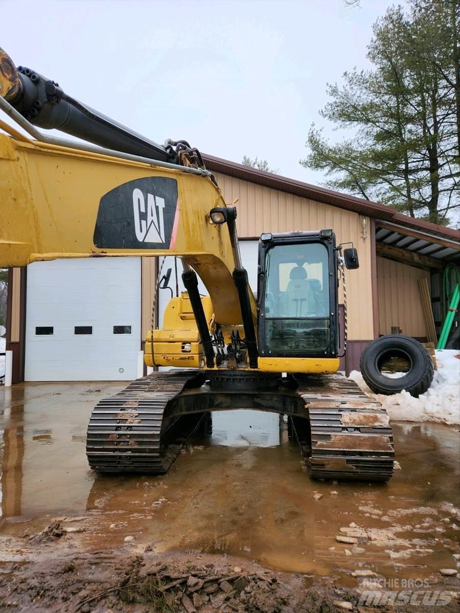 CAT 320DL Lánctalpas kotrók