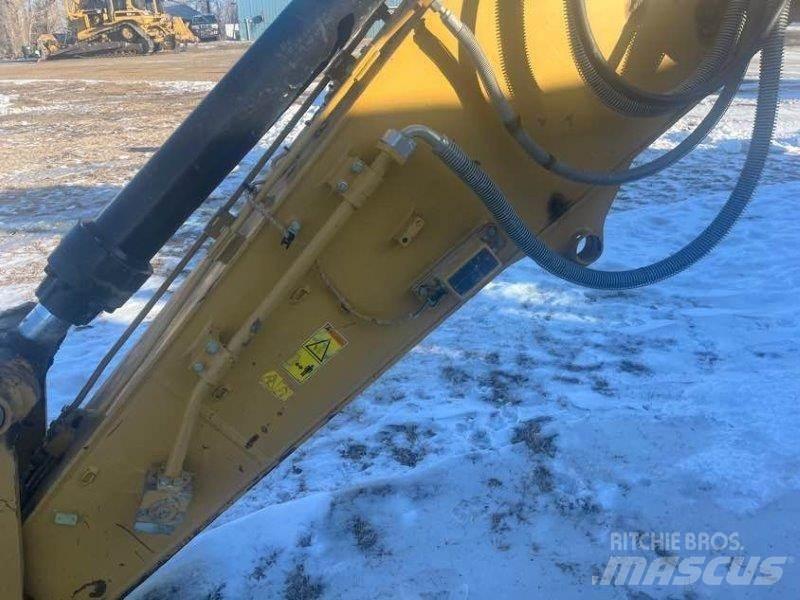 CAT 323FL Lánctalpas kotrók