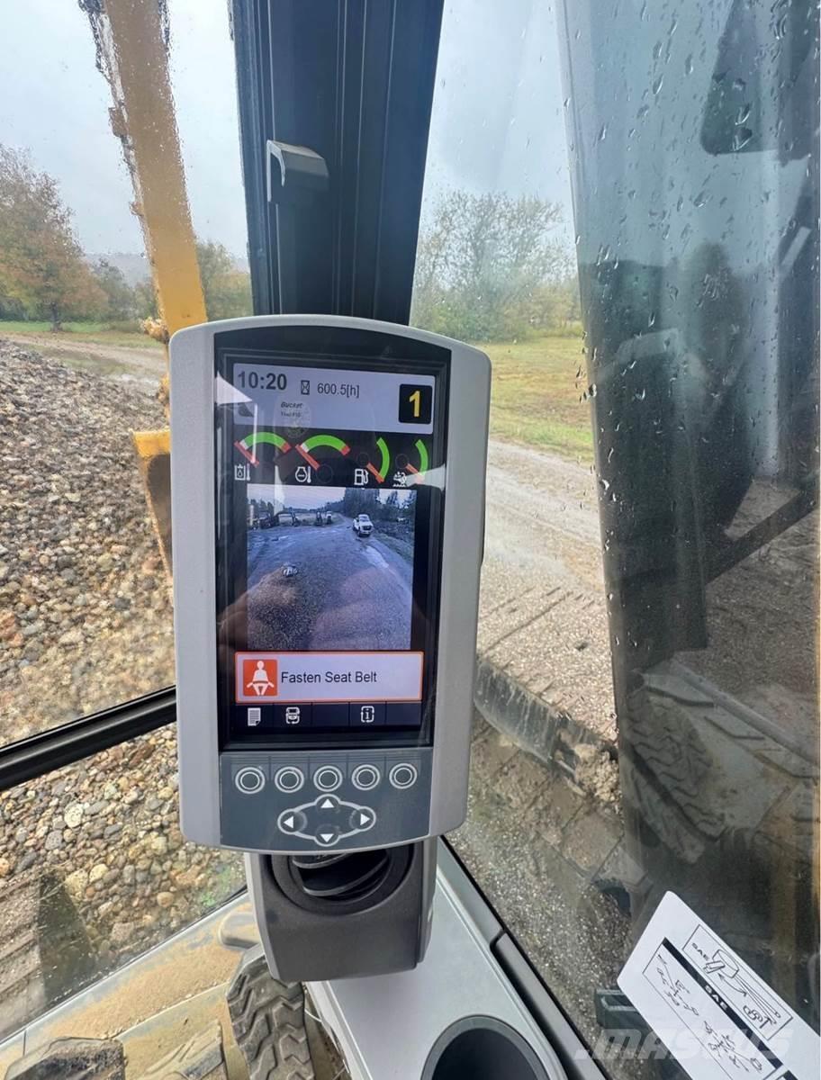 CAT 323FL Lánctalpas kotrók