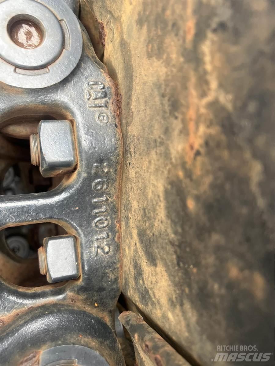 CAT 325 Lánctalpak, láncok és futóművek