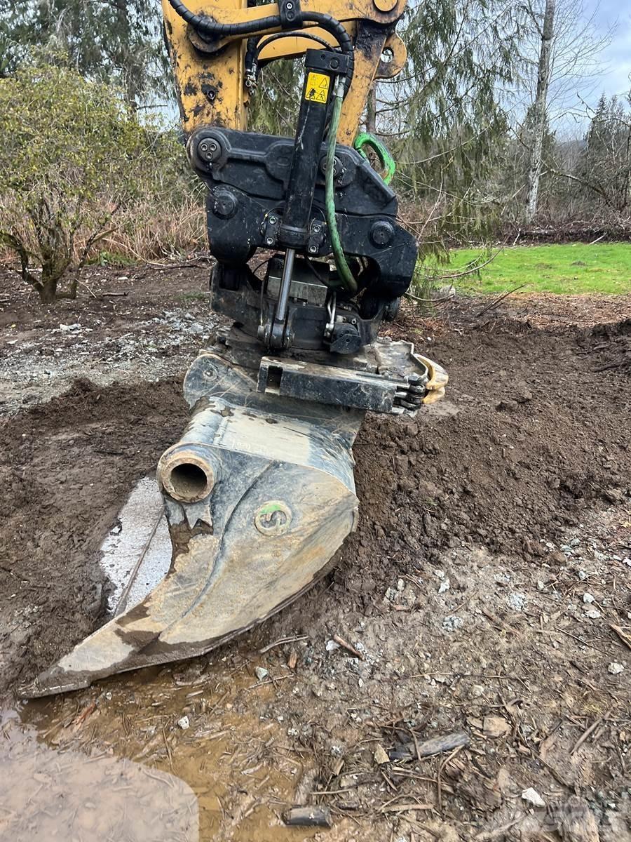 CAT 325 Lánctalpas kotrók