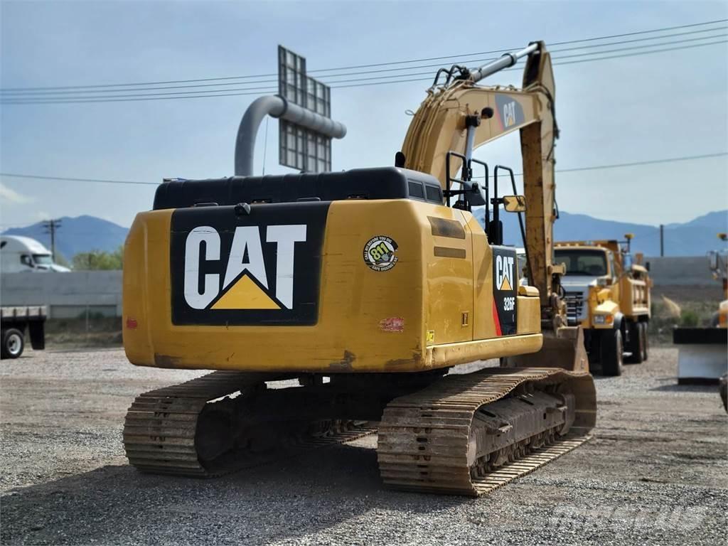 CAT 326F Lánctalpas kotrók