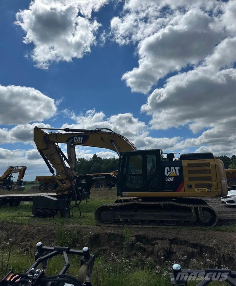 CAT 326FL Lánctalpas kotrók