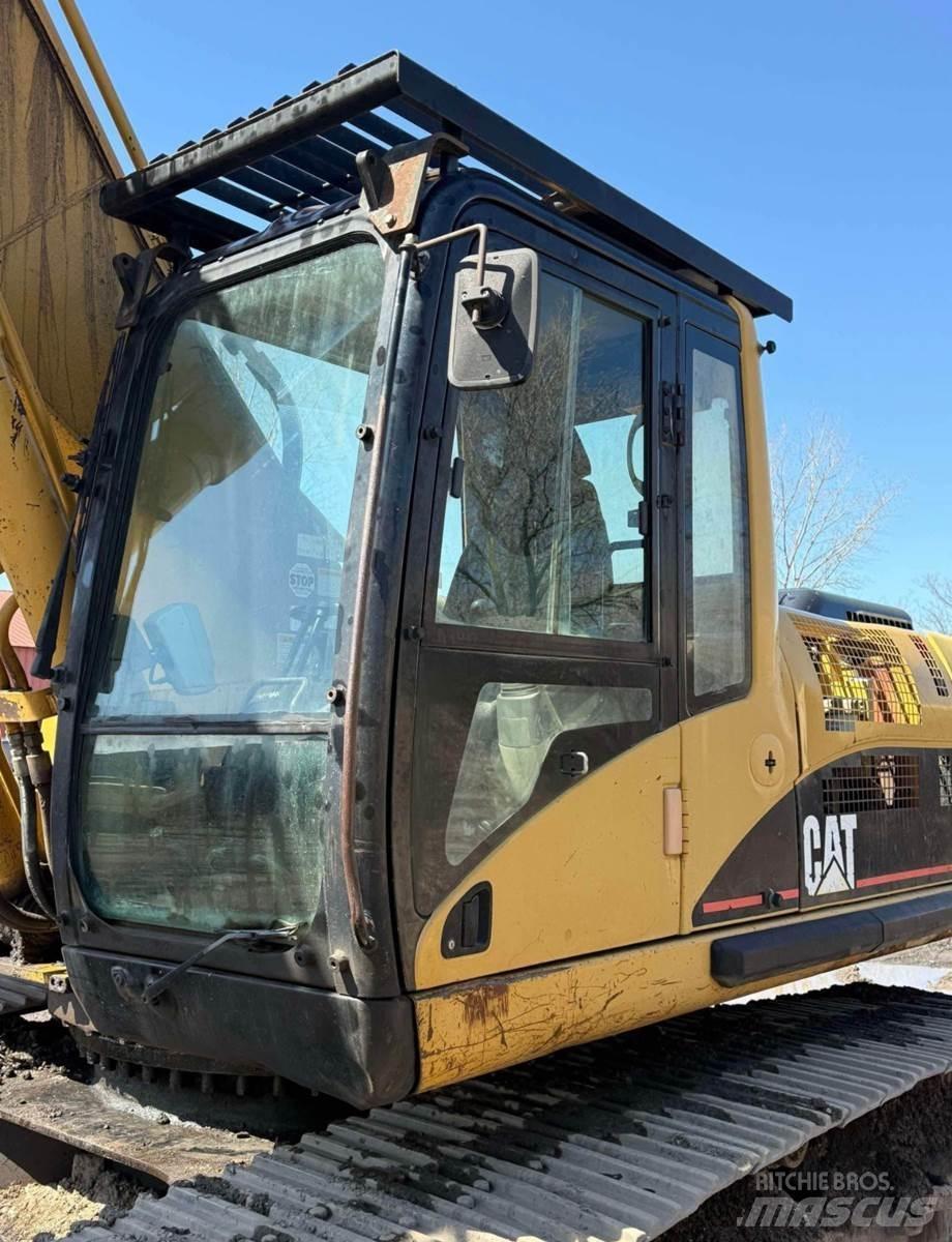 CAT 330C Lánctalpas kotrók