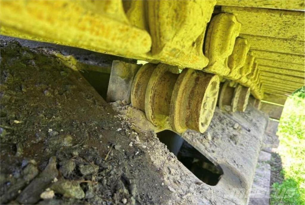 CAT 330CL Lánctalpas kotrók
