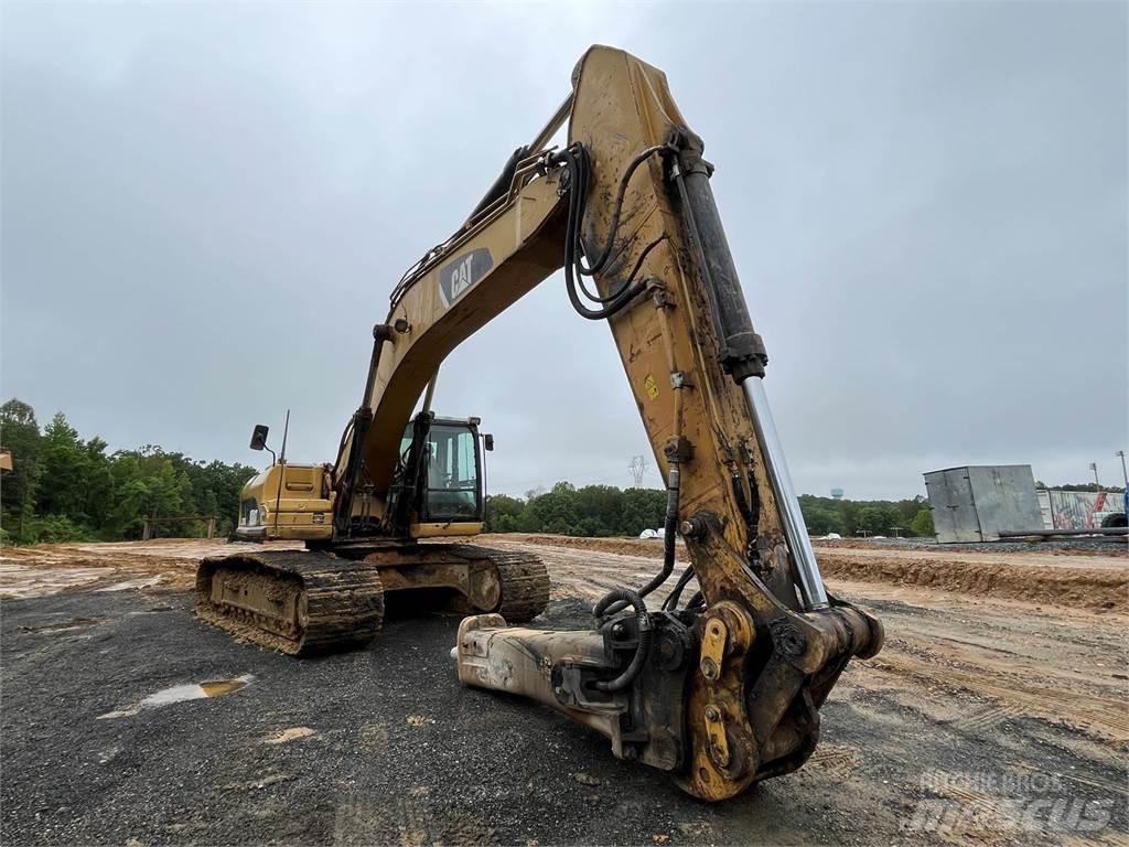 CAT 330DL Lánctalpas kotrók