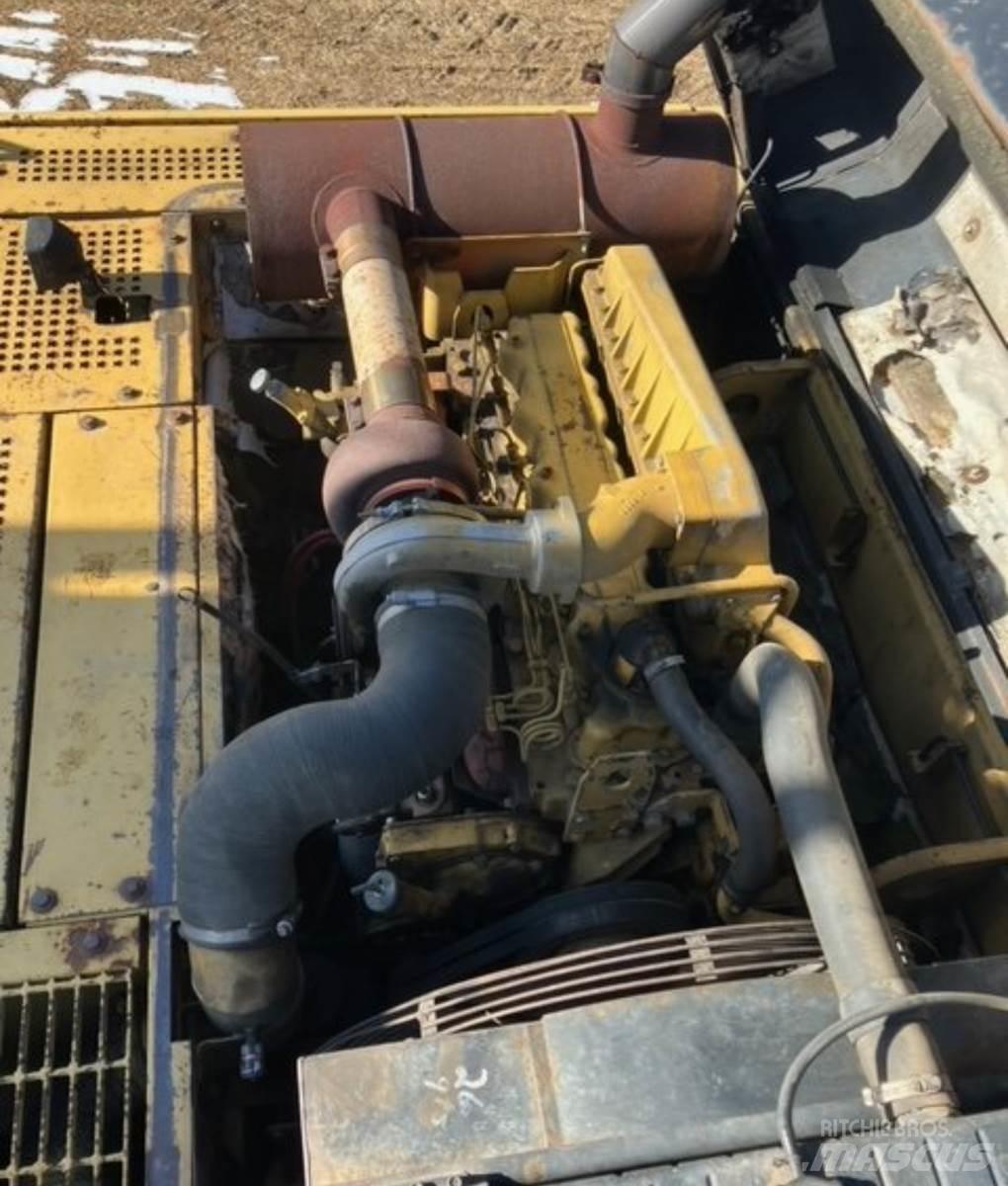 CAT 330L Lánctalpas kotrók