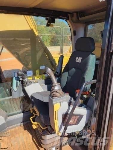 CAT 340 Lánctalpas kotrók