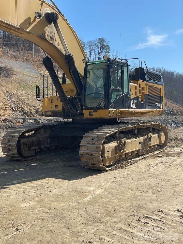 CAT 374DL Lánctalpas kotrók