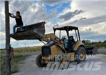 CAT 414E Univerzális rakodógépek