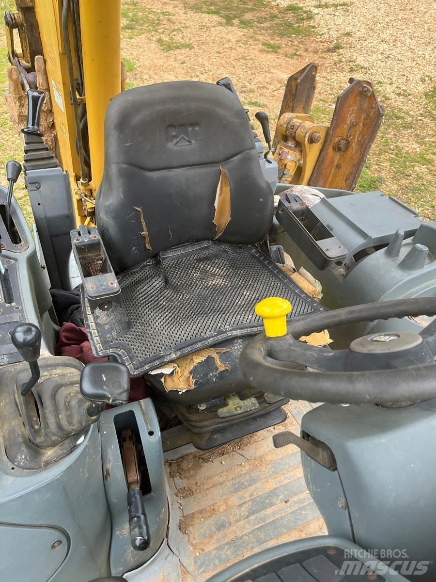 CAT 420D Kotrórakodók
