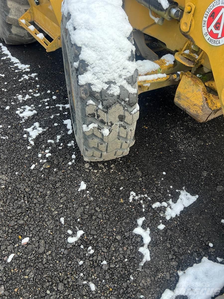 CAT 420E Kotrórakodók