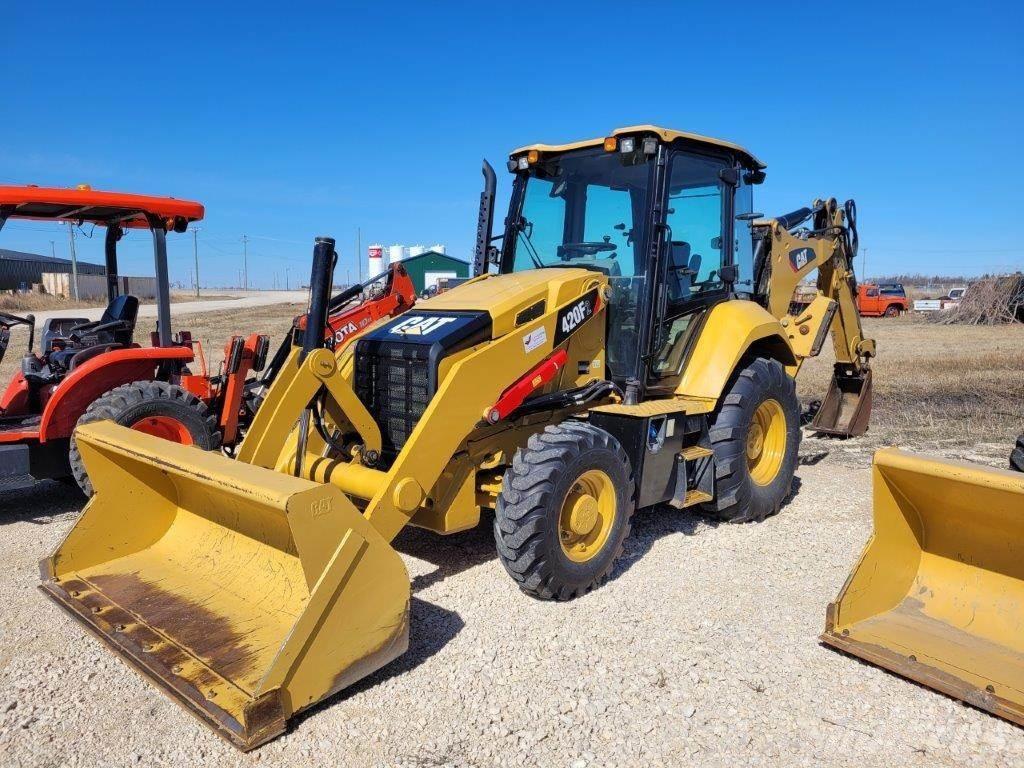 CAT 420F2 Kotrórakodók