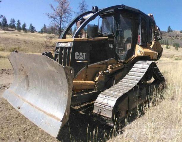 CAT 517 Vonszolók