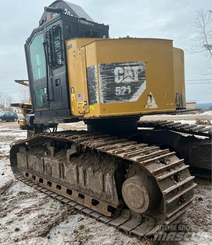 CAT 521 Döntő-rakásolók