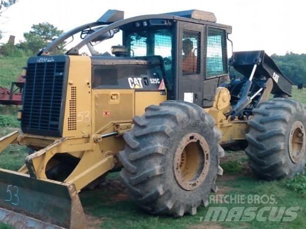CAT 525C Vonszolók