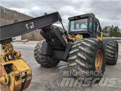 CAT 535C Vonszolók