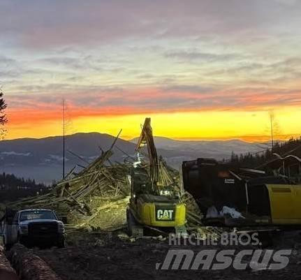 CAT 538 Daruk és rakodók