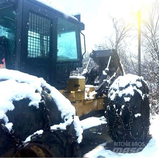 CAT 545C Vonszolók