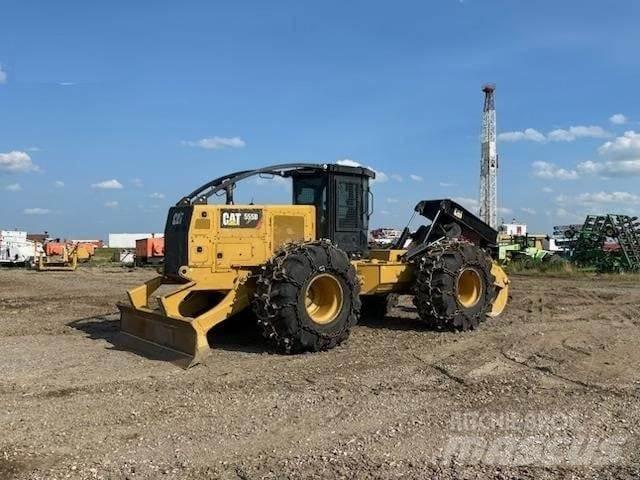 CAT 555D Vonszolók