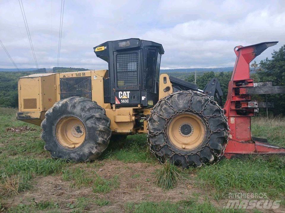 CAT 563C Döntő-rakásolók