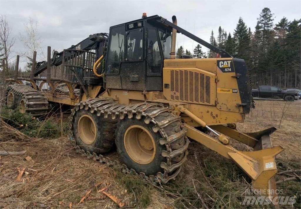 CAT 574 Kihordók