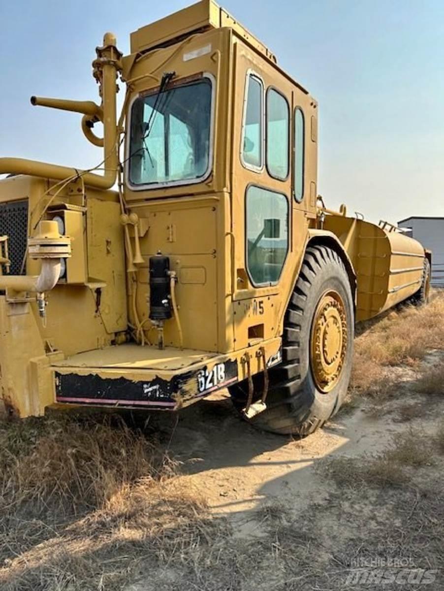 CAT 621B Vízszállító teherautók
