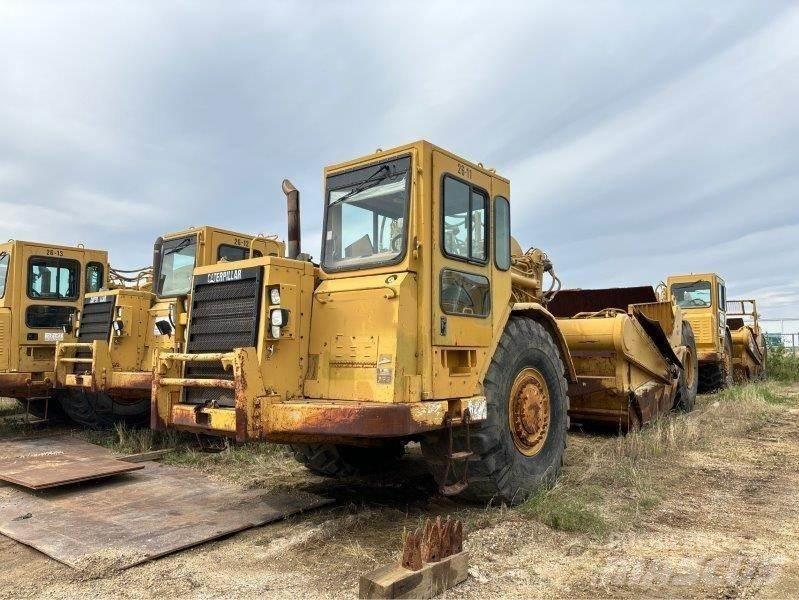 CAT 621F Földnyesők (szkréperek)