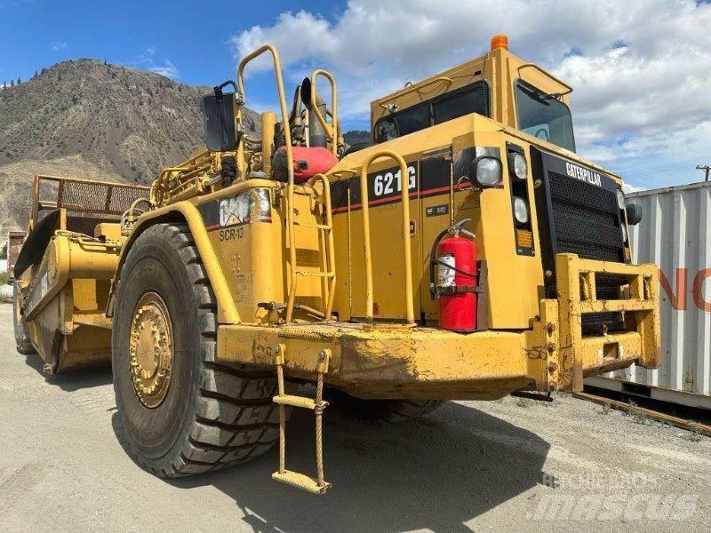 CAT 621G Földnyesők (szkréperek)