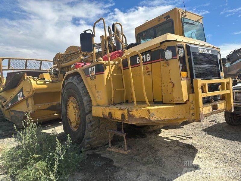 CAT 621G Földnyesők (szkréperek)