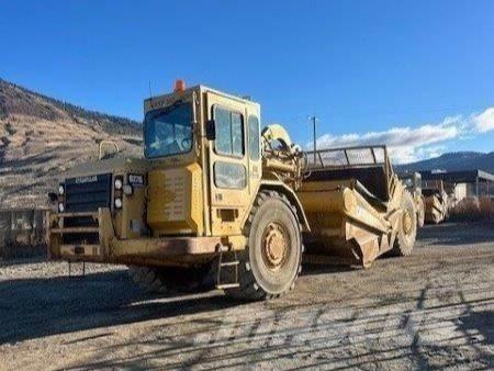 CAT 621G Földnyesők (szkréperek)