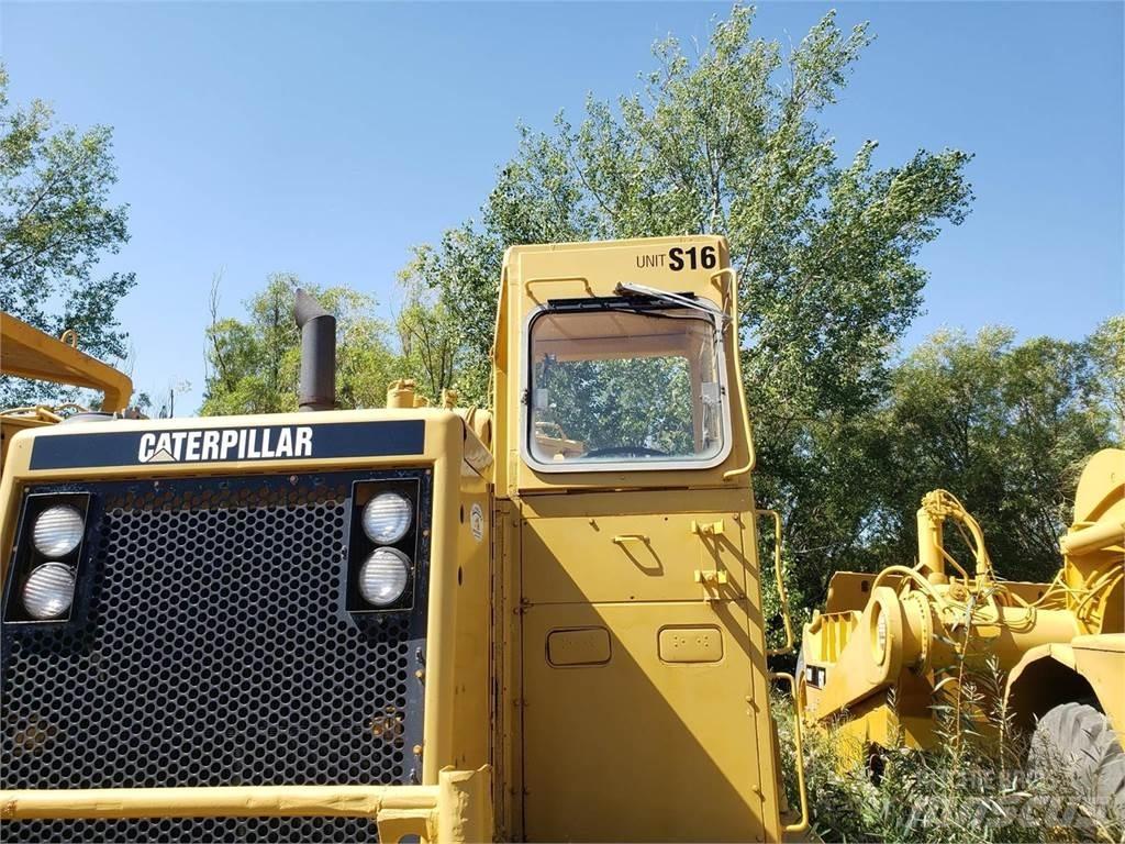 CAT 631D Földnyesők (szkréperek)