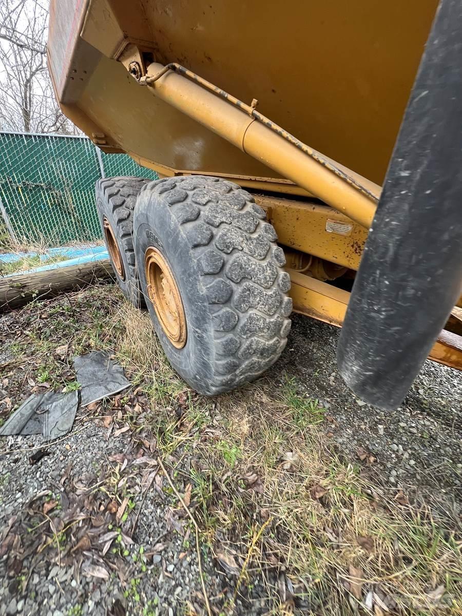CAT 730 Csuklósdömperek