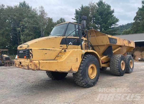 CAT 740 Csuklósdömperek