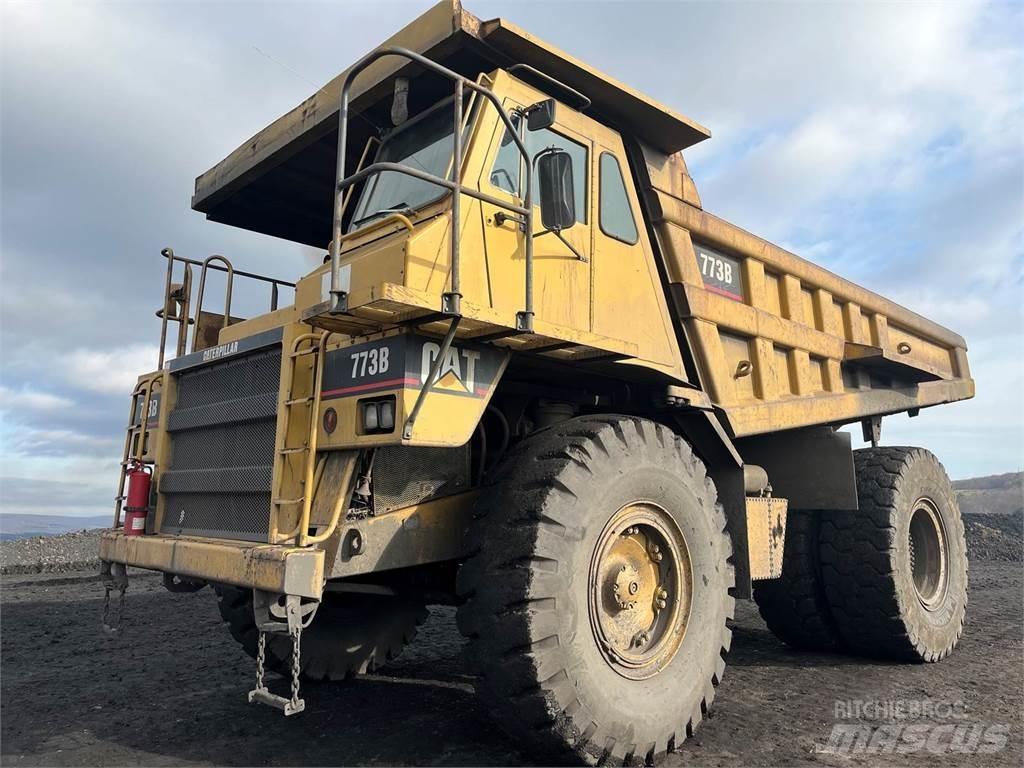 CAT 773B Csuklósdömperek
