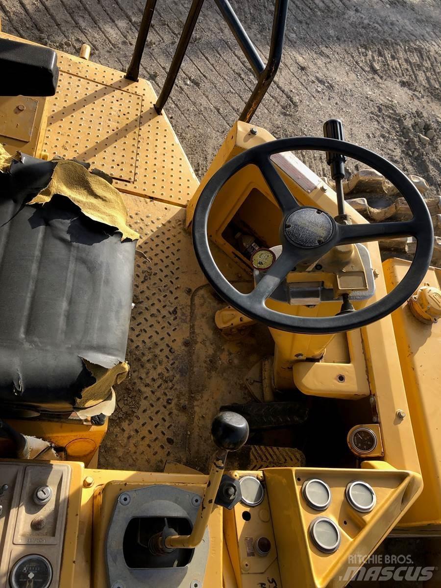 CAT 815B Talajtömörítő gépek