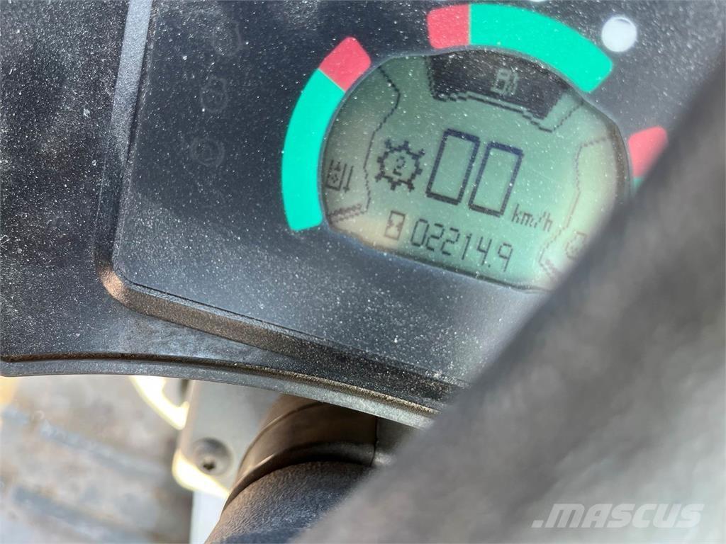 CAT 906 Gumikerekes homlokrakodók