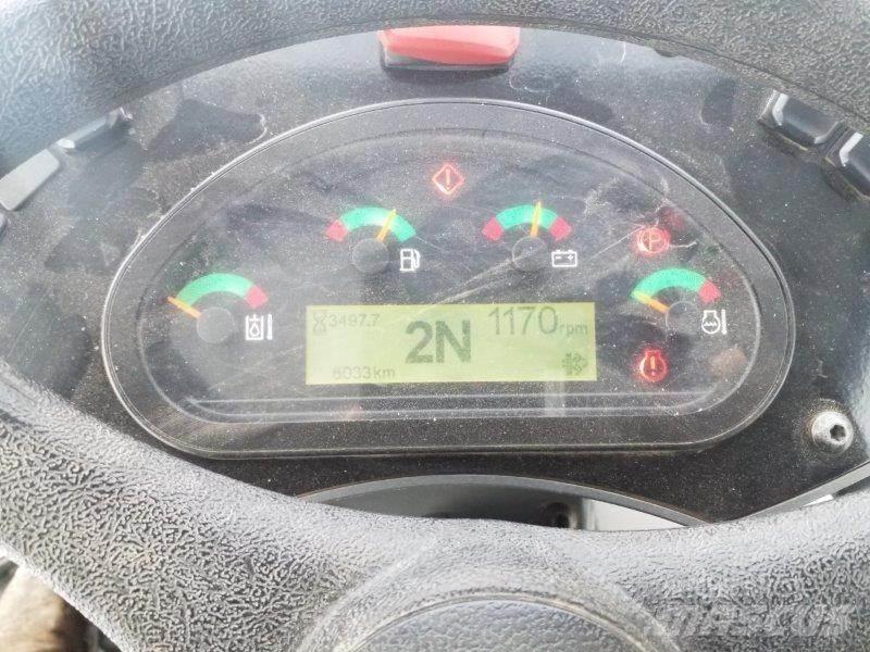 CAT 906M Gumikerekes homlokrakodók