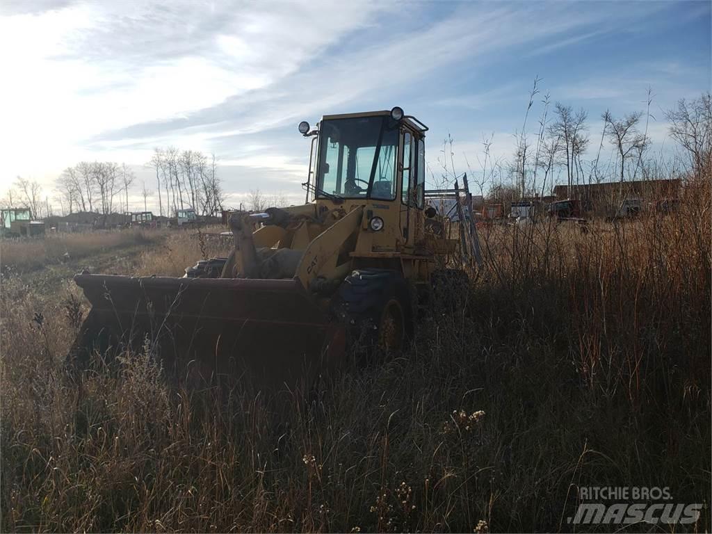 CAT 916 Gumikerekes homlokrakodók