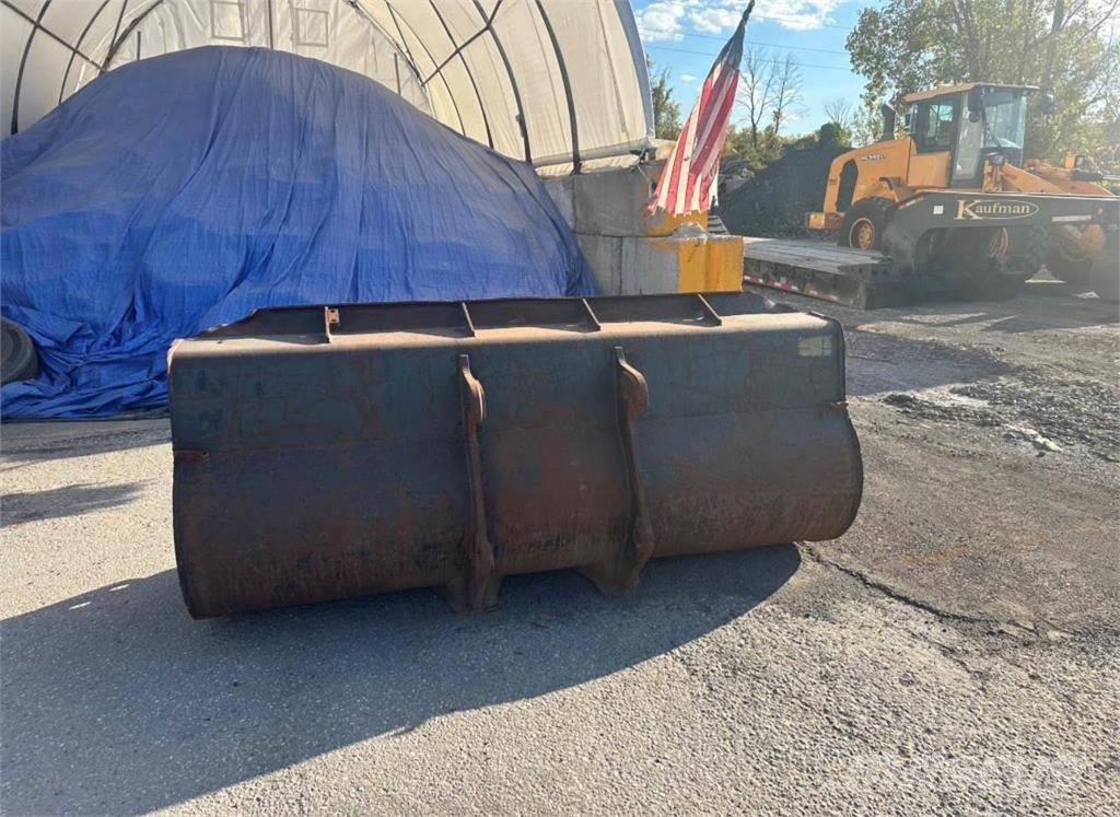 CAT 924G Gumikerekes homlokrakodók