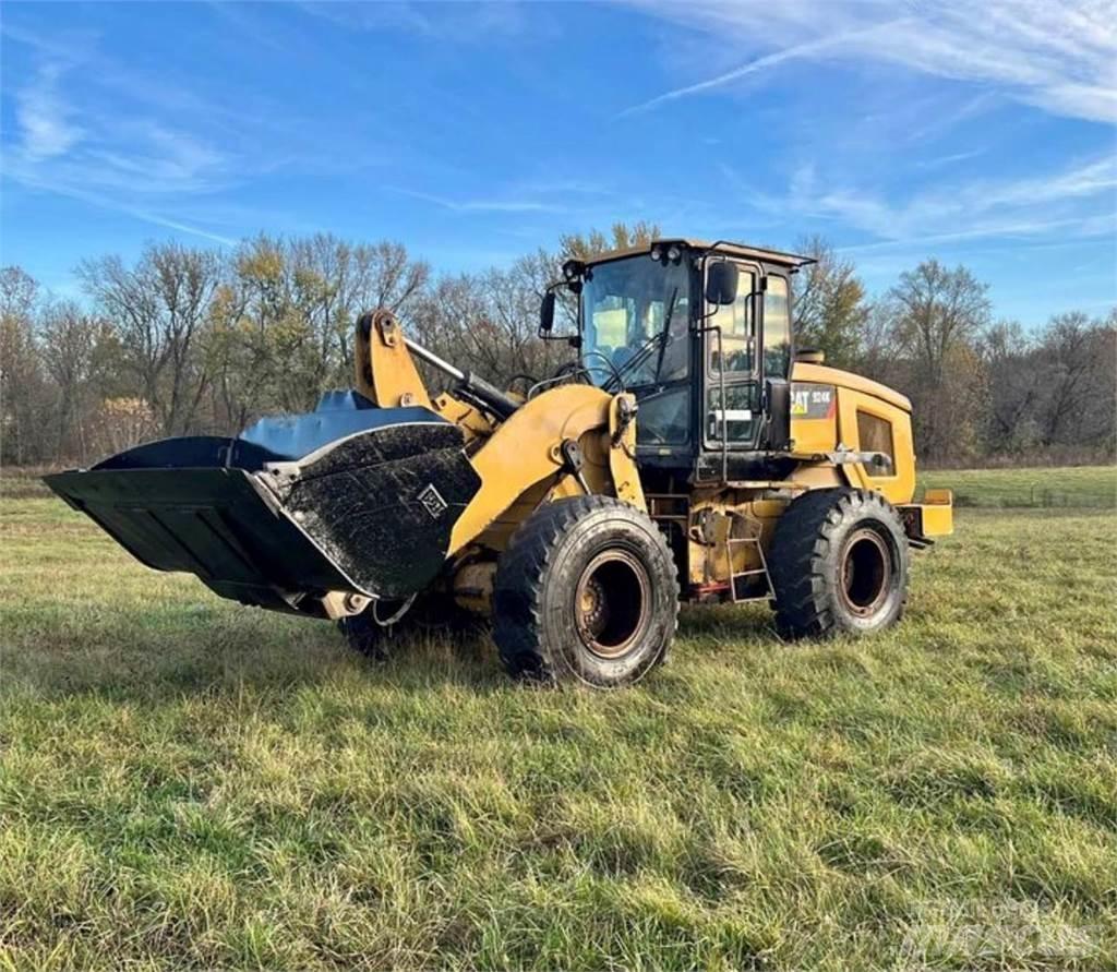 CAT 924K Gumikerekes homlokrakodók