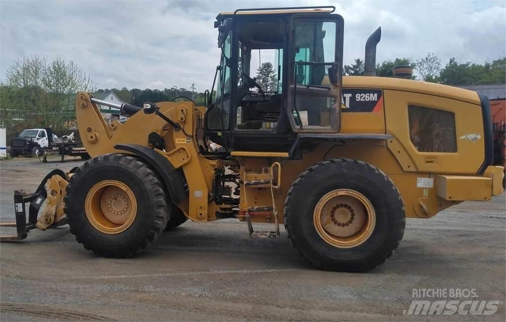 CAT 926M Gumikerekes homlokrakodók