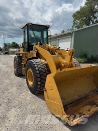 CAT 928HZ Gumikerekes homlokrakodók