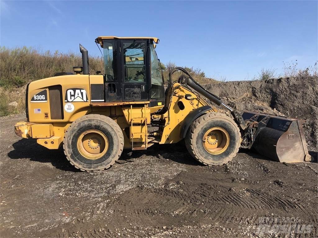 CAT 930G Gumikerekes homlokrakodók
