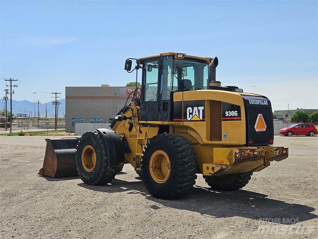 CAT 930G Gumikerekes homlokrakodók