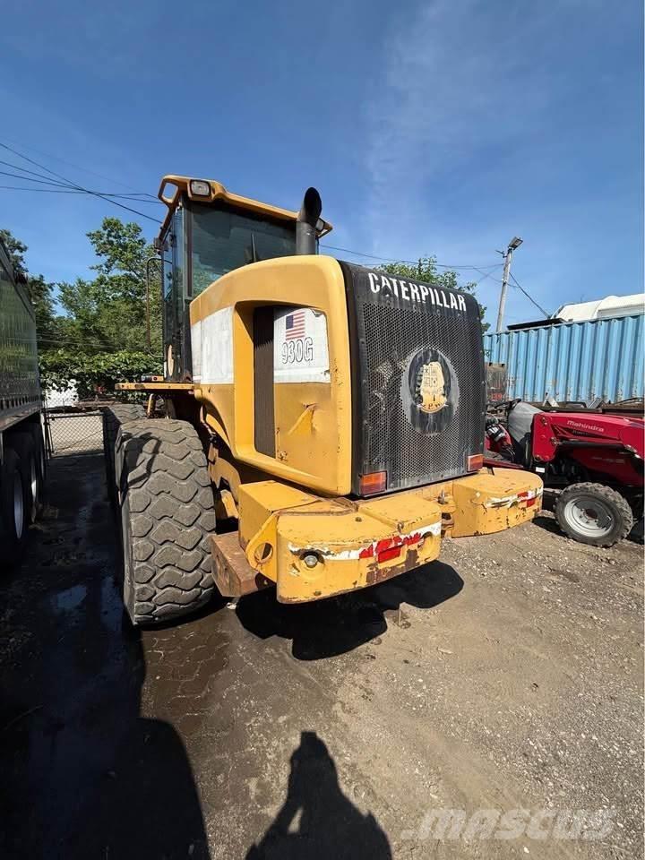CAT 930G Gumikerekes homlokrakodók