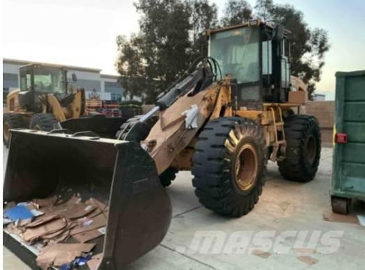 CAT 930G Gumikerekes homlokrakodók