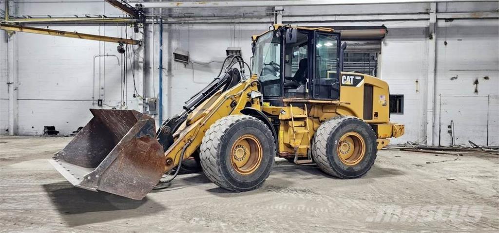 CAT 930H Gumikerekes homlokrakodók